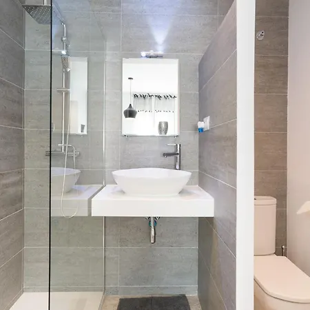 Apartamento Sunny With Communal Pool
