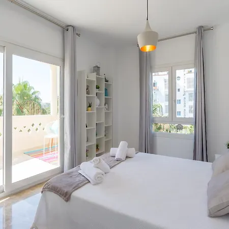 Sunny With Communal Pool * Torremolinos