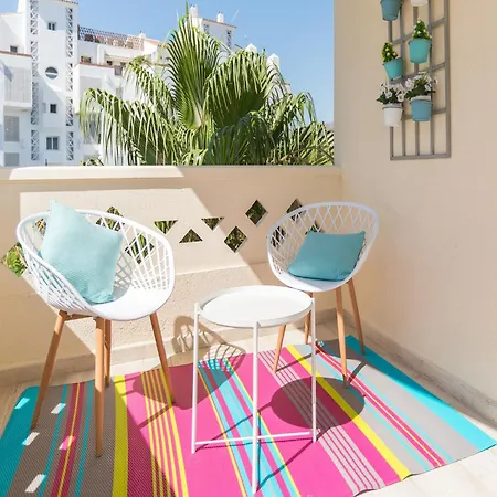 Sunny With Communal Pool Torremolinos